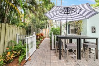 Cottage 1 on Penn - With Pool - 4