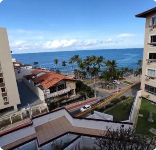 Quarto com vista para o mar na Ondina - 0