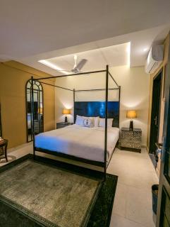 SkyHouse by Ace Luxe - 9