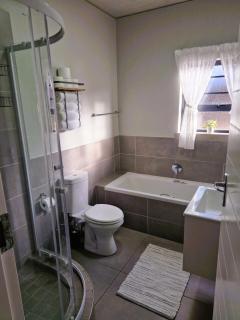 True Star at True North Modern 2 Bed Apartment - 1