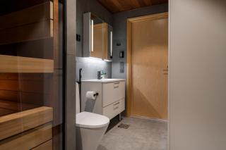 Le Chalet Lingonberry D14 Ski-in Ski-out by Aavalevi - 8