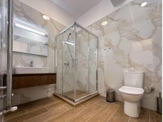 Falcone Resident - 2