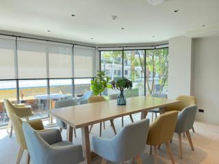 Gloria's Laguna Suite - 7