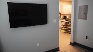 Gorgeous High-Rise On The River - Clarksville - 7