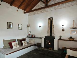 Traditional Greek Cottage - 7