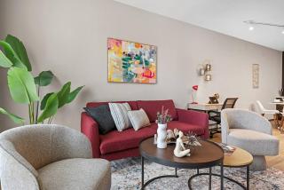 Luxurious & Spacious Place In The Heart Of Irvine - 9