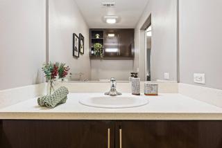 Luxurious & Spacious Place In The Heart Of Irvine - 1