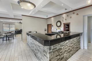 Best Western Port Columbus - 7