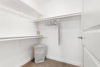 Quiet & Comfortable Private Room In OC - 5