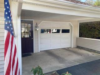 2 bedroom home in a quiet neighborhood - 5