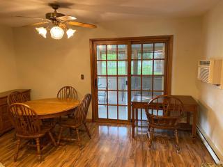 2 bedroom home in a quiet neighborhood - 4