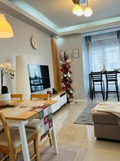 Skyline View Cylos Place Victoria Sports Tower - 0