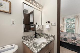 Hi Country Haus Unit 1908 - 2