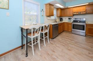 Jim N' Pink's Place - 6