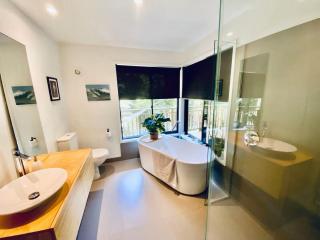 Omiha Exclusive Retreat - 2