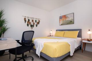 High-End 1BR Oasis | Walk to Ocean & 3rd Street - 6