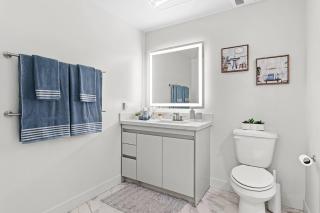 * Breathtaking Place In Santa Monica's Heart * - 0