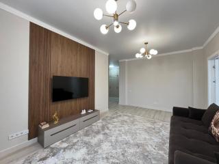 S CLUB с видом на Триумфальную Арку - 5