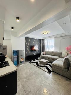 Resident shop ,gym ,playground - 5