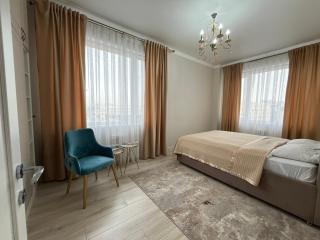 S CLUB с видом на Триумфальную Арку - 3