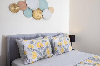 * Prime Location Studio Near Santa Monica Pier * - 6