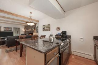 Hi Country Haus Unit 1618 - 3