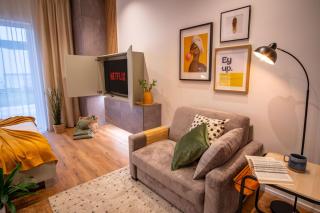 Between Rivers Apartments - Komárov - 8