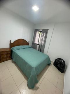 Departamentos frente al shopping - 4