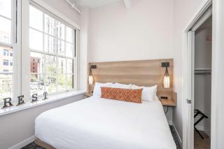 The 333 Suites - For 24 Guests - 2