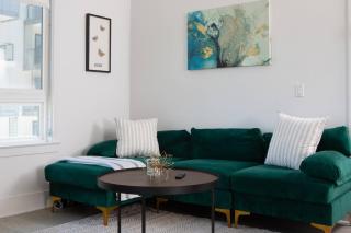 West Hollywood Luxe | 2BR/2BA Resort Style - Los Angeles - 3