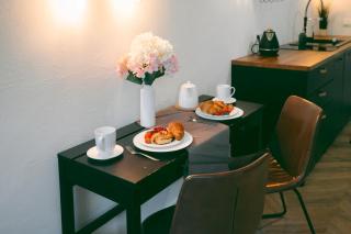 Golden Apartments in Warsaw - Stylish and Cozy Studio - Ząbkowska A - 3