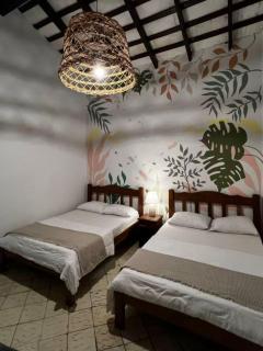 Habitación en casa rústica con aire acondicionado y wifi en el centro de Asunción - 8