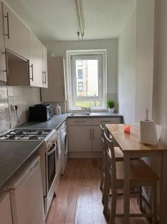 Cozy Flat in Leith - 4