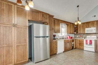 Near Tennessee River! Pet-Friendly Family Cottage! - 1