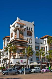 Charming 3-Bedroom Marina Flat T31218 - 6