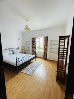Charming 3-Bedroom Marina Flat T31218 - 2