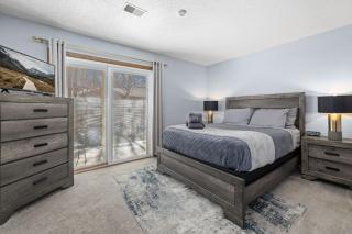 Tunnel Vista-1 block to MTB Trails & Rec Center - 7