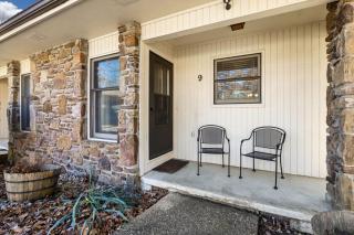 Tunnel Vista-1 block to MTB Trails & Rec Center - 4