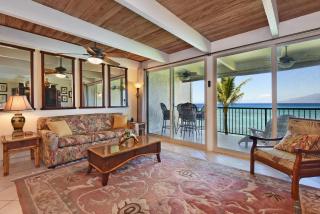 Lokelani A203 · LL A203 Gorgeous OceanFront 2BD Whale Watching - 9