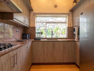 Diani Beachfront with Pool - 2