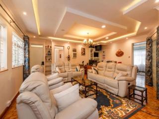 Diani Beachfront with Pool - 8