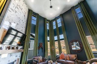 Western Mountain Getaway! Exquisite Meet Elegance! - 8