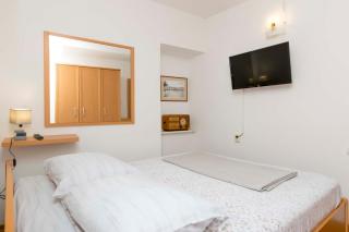 House Frane - 2
