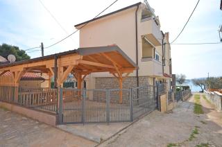 Apartments Ivan by the sea - 0