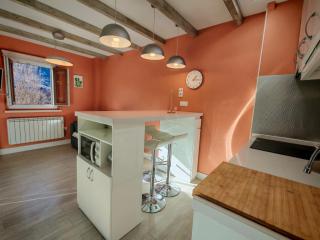 Moderno, luminoso y funcional con balcón - Cuc 3 - 6