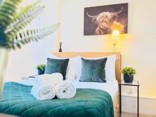 Classic City Centre Apartment - 0