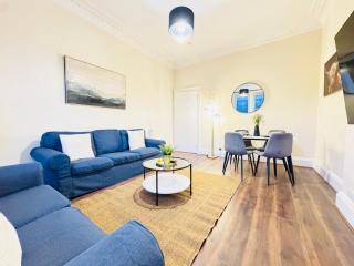 Classic City Centre Apartment - 5