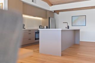 Station Bay Lodges - The Lakehouse - 6