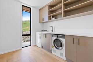 Station Bay Lodges - The Lakehouse - 2