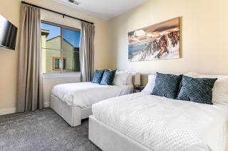 Newpark Terrace 2BD, Minutes to Canyons - 1